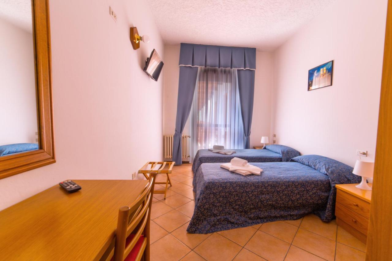Hotel Sancamillo Dimaro Exterior photo